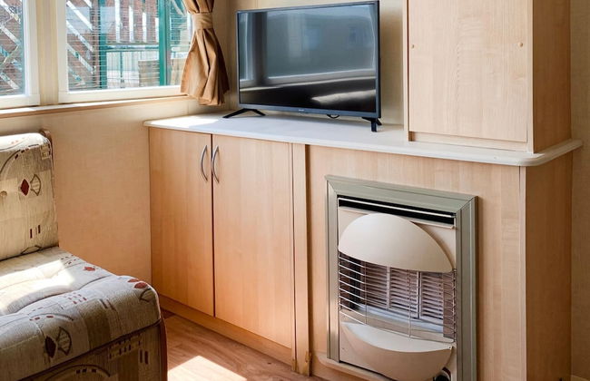 Beautiful 3-bedroom Caravan at Mersea Island - Foto 9