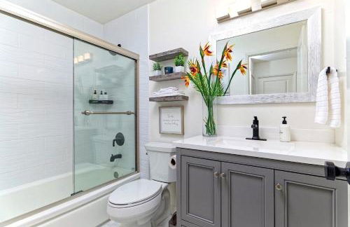 @ Marbella Lane - Modern 4BR Coastal Charm - Foto 25