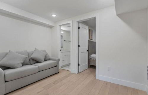 Capitol Hill 3 Charming Townhouse in Downtown DC with Modern Kitchen with Rooftop views - Foto 6