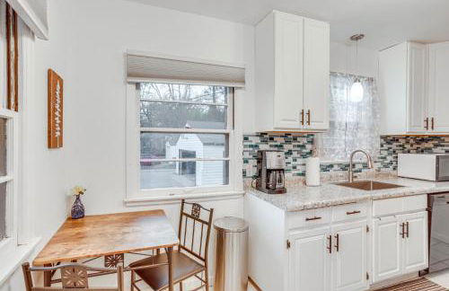 7 Mi to Downtown Minneapolis Home with Fire Pit! - Foto 6