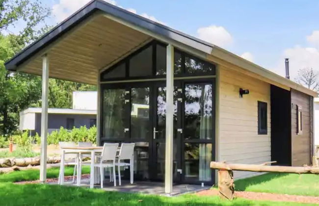 Cozy Tiny House, gas Fireplace, Near Maastricht - Foto 1