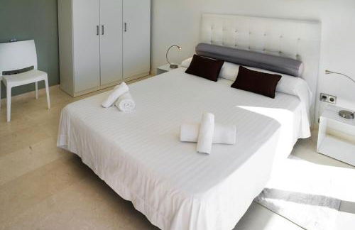 Serene 4 Bedroom Villa in Ibiza City, 1032 - Foto 22