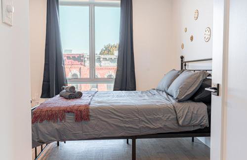 Bushwick Industrial1BR with Balcony - Foto 31