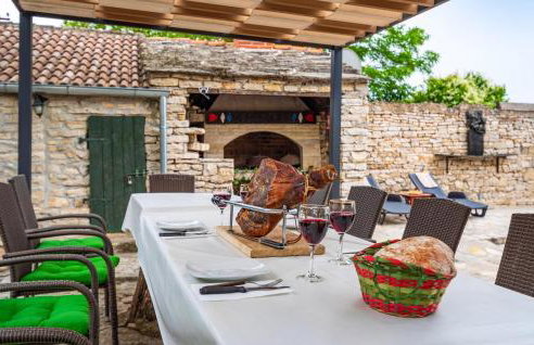 Gorgeous Home In Benkovac - Photo 16