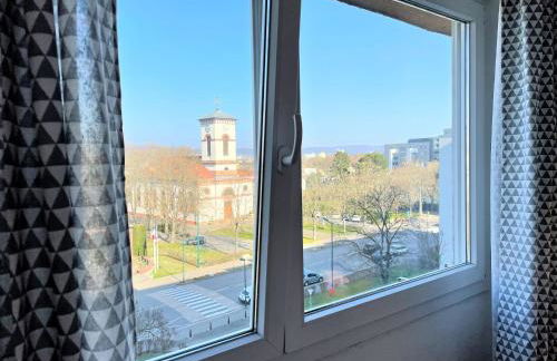 SunnyF2- EuroAiport-Basel-TrainStation-CityCenter - Photo 20