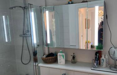 Tower Bridge - Saint Katherine's Dock - Foto 2