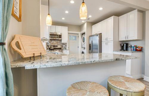 Family Apartment with Deck and Yard Near Northwestern - Foto 13