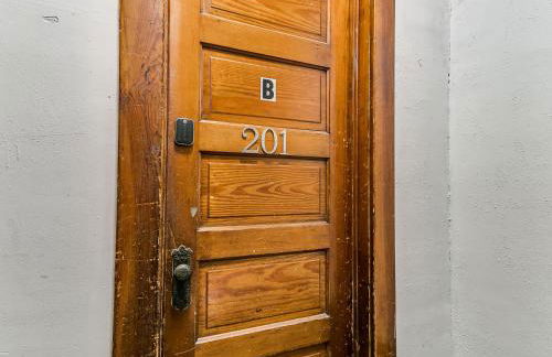 Cozy Stay at 229 Main St Perfect Ames Location - Foto 30