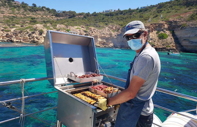 Palma Bay Catamaran Trip with a BBQ - Foto 7