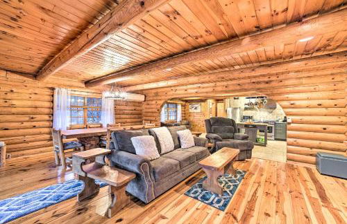 Spacious Cabin with Decks Near Saratoga Springs - Foto 6