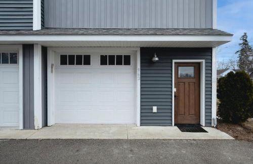 962 Townhouse 3BR Near Downtown Beaches and Wineries - Photo 65