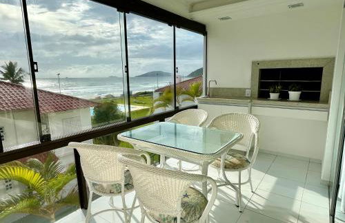 Duplex pé na areia Praia Brava - Foto 2