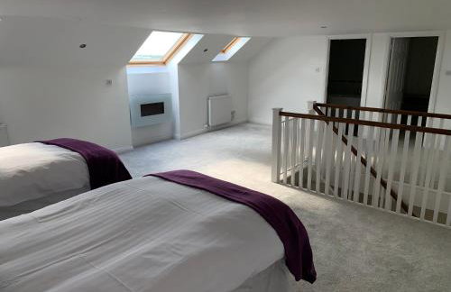 The Village Tavern Apartment - Photo 34