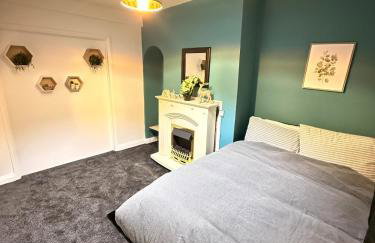 Royal 4 Bed House By City Centre - Foto 15