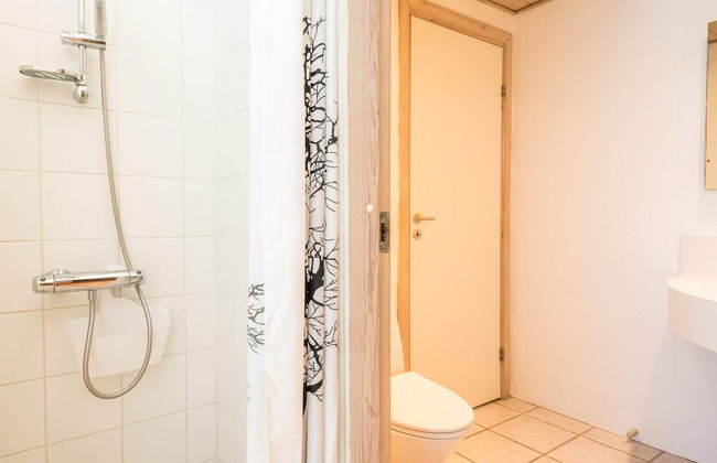 8 Person Holiday Home in Norre Nebel - Photo 25