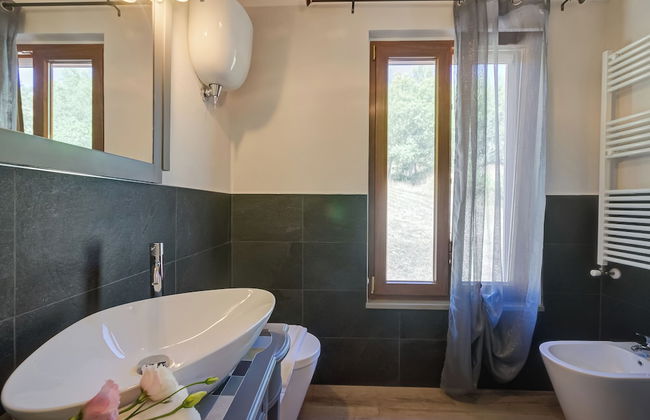 Relaxing Margherita Home Private Garden - Photo 25