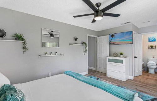Stunning Heated Pool House Close to Tampa & Casino - Foto 27