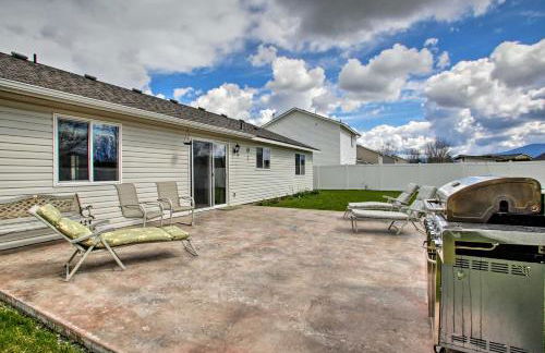 Cozy Getaway with Yard and Patio 4 Mi to Hayden Lake! - Foto 20