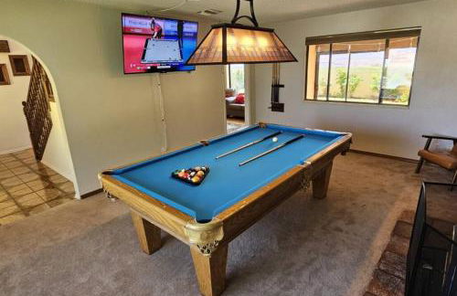 Cliff Views - Hot Tub - SUPs - Boat Parking - Sleeps 16 - Foto 3