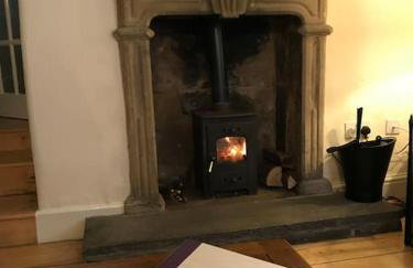 The Cottage on the Square, Wensley - Derbyshire Country Cottage. - Photo 26