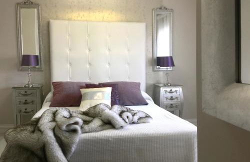 Villa de Lujo con Jardines y Piscina - Foto 20