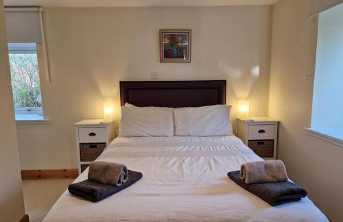 Highland River Cottage with Hot Tub - Foto 55