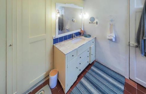 Nice Home In Saint-Chinian With Wifi - Foto 43