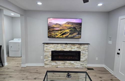 The Silver Villa - 2 King Beds Minutes from Downto - Foto 23