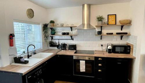 Charming Terrace Home, Nantwich -Near train station & Town - Foto 4, stove, toaster