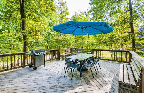 Modern w Fire Pit Deck, Grill & Hot Tub - Foto 5