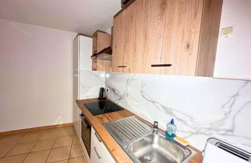 Cocon tout équipé avec jardin au centre-ville - Foto 12