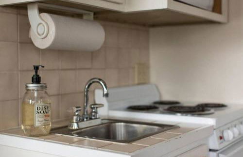 Cozy Tinyhouse JMUDowntown Fire Pit Yard - Foto 18