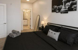 Across from UAB Spacious 2BR Retreat 2nd - Photo 13