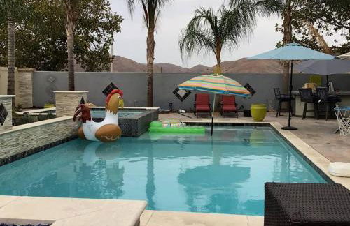 Evonvale Dream! Big Heated pool, jacuzzi seats 16! - Foto 53