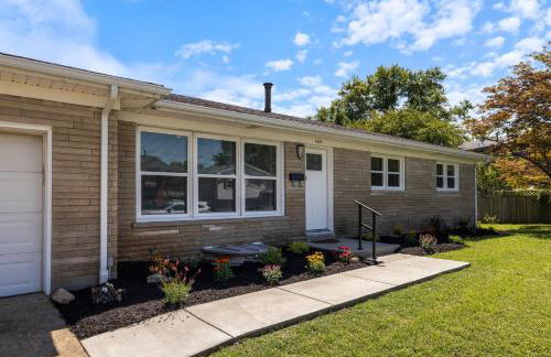 Newly Renovated 5BR 2 Living Rooms Sleeps 10 - Foto 32