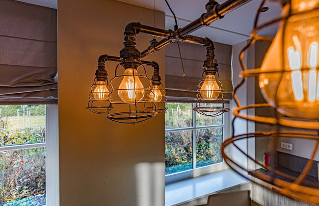 Charming Holiday Home in Nijverdal with Hot Tub - Foto 36