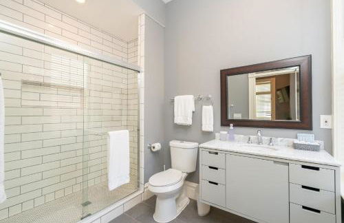 Parkside Comfort | JZ Vacation Rentals - Foto 29