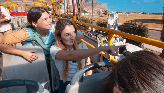 Bus touristique dans Palerme - Foto 5, Profitez pleinement de l'expérience