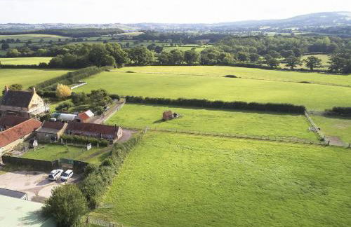 Downclose Piggeries - Photo 18