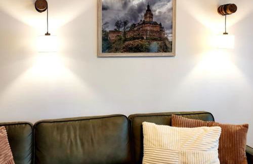 Ferienhaus Blaue Blume mit 11 kW Ladestation, Kamin, Terrasse, eingezäuntem Garten, Sauna, WLAN, Netflix, 2 Hunde willkommen! - Foto 14