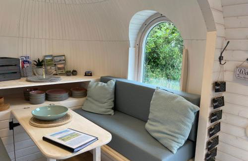 Clotted Cream -Lydcott Glamping, Cornish Sea Views - Foto 10