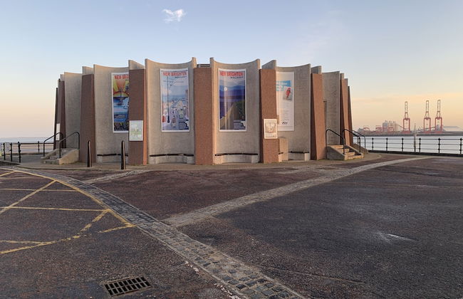 Lovely 2-bed Apartment in Wallasey, Sleeps 4 - Foto 13