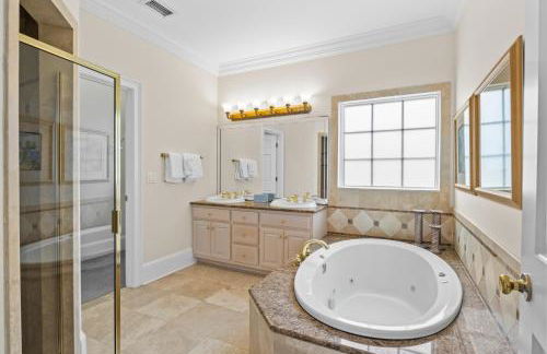 Gulf Front, Pool, Hot Tub- 2 Kitchens - Elevator - Foto 27