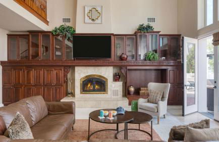 Grand Contento by AvantStay Extraordinary Estate w Pool Movie Room - Foto 13