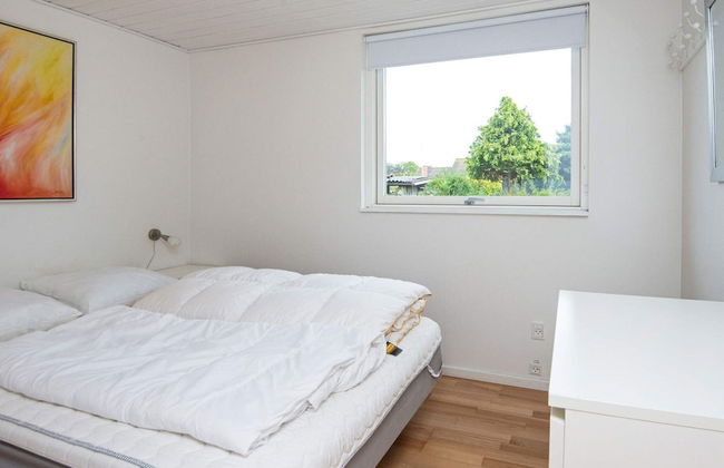 6 Person Holiday Home in Odder - Photo 4