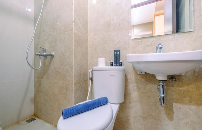 Homey and Stylish Studio Room at Transpark Cibubur Apartment - Foto 13