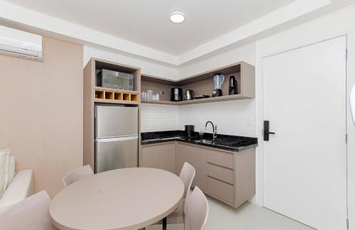Apartamentos para 5 pessoas com Piscina e Academia no Centro - Foto 28