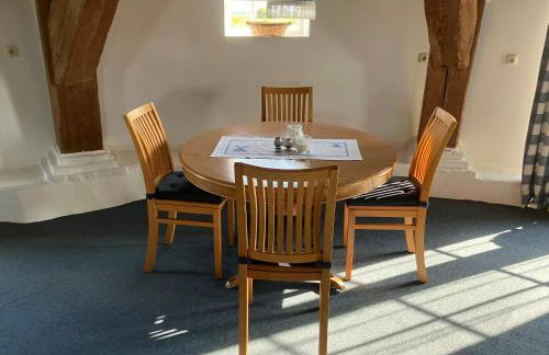 Windmühle am Fluss in Altfunnixsiel - Foto 9