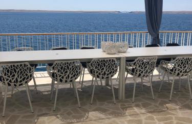 Villa Beline direct aan zee, verwarmd zwembad en sauna - Photo 5