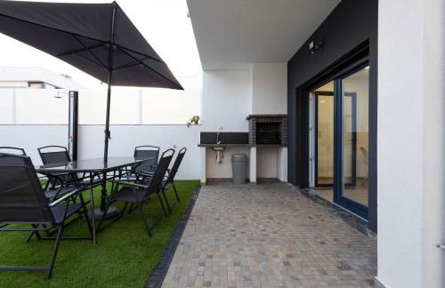 Casa Férias com Piscina Aquecida e Suítes Privadas - Foto 52